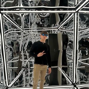 Meet your Posher, Drake